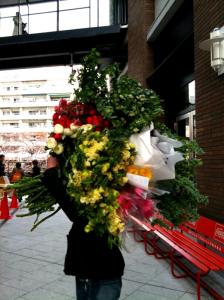 花運ぶ風景｜「Ｆｌｏｒｉｓｔ　ＩＴＯ」　（東京都目黒区の花キューピット加盟店 花屋）のブログ